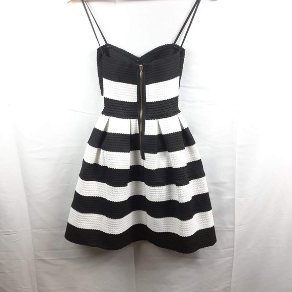 B. DARLIN STRAPLESS A-LINE FIT & FLARE - Picture 2 of 6